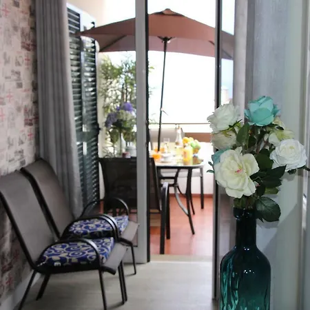 Funchal Sunny Studio Apartment *